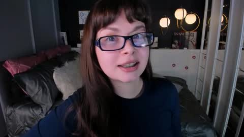 Snapshot of maya___muse chatting on 02.27.26 Maya online show from 02.27.26