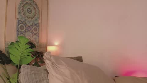 maya_house online show from 03.21.26