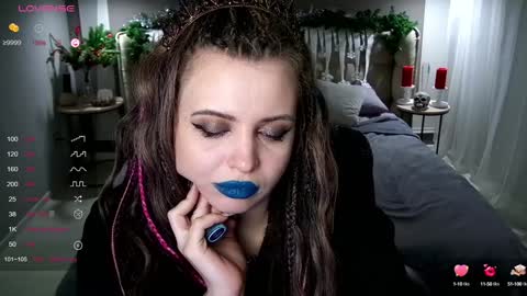 Maya Mils online show from 12.21.24