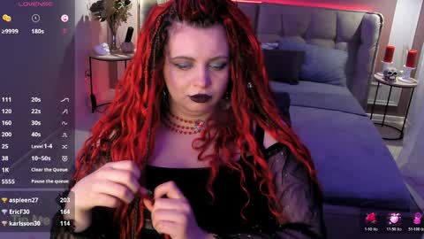 Maya Mils online show from 04.11.26