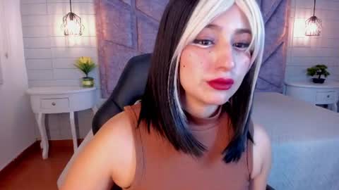 Snapshot of maya_rivers chatting on 06.17.26 Maya online show from 06.17.26
