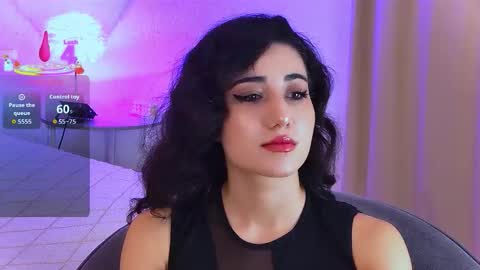 Snapshot of maya_rogerss chatting on 10.05.25 Maya online show from 10.05.25