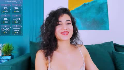 Snapshot of maya_rogerss chatting on 10.07.25 Maya online show from 10.07.25