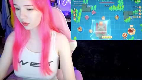 Snapshot of maya_viola chatting on 10.01.25 Maya Viola online show from 10.01.25