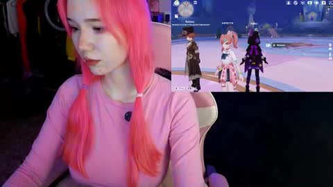 Snapshot of maya_viola chatting on 10.25.25 Maya Viola online show from 10.25.25