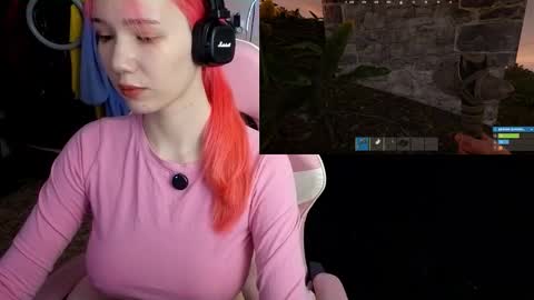 Snapshot of maya_viola chatting on 10.28.25 Maya Viola online show from 10.28.25