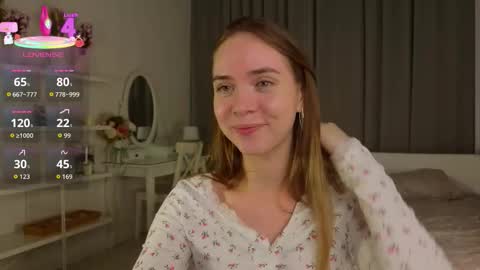 Snapshot of mayagreet chatting on 10.09.25 My name is Kara online show from 10.09.25