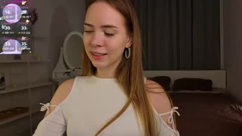 Snapshot of mayagreet chatting on 11.10.25 My name is Kara online show from 11.10.25