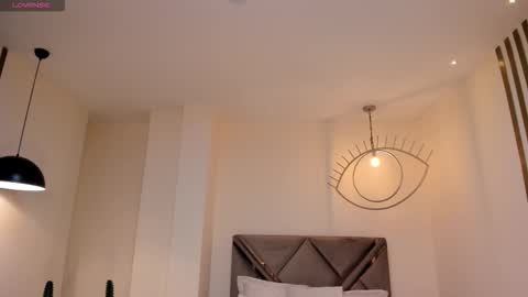 M A Y A    H O F F M A N online show from 01.13.26