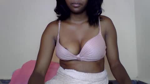 Snapshot of mayalabelle chatting on 02.13.26 mayalabelle online show from 02.13.26