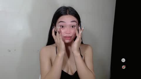 Snapshot of mayasally_ chatting on 02.06.25 mayasally_ online show from 02.06.25