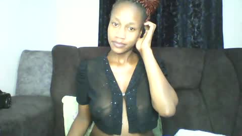 Snapshot of mayasmiley_ chatting on 07.03.26 prettydoll online show from 07.03.26