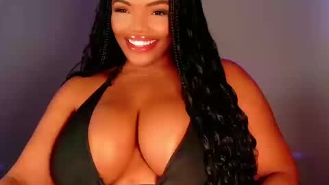 MayBabi online show from 10.18.25