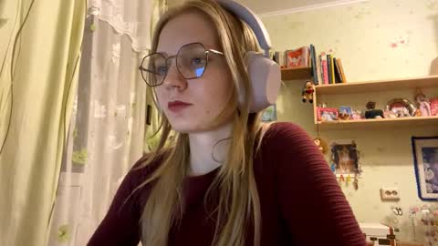 Lola online show from 09.26.25