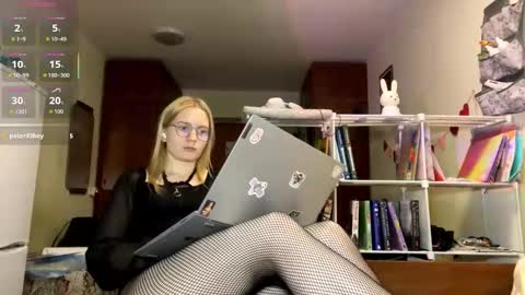 Lola online show from 11.10.25