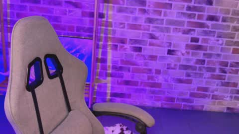 maybloom_ online show from 04.15.26