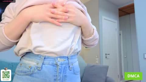 Snapshot of maydacarls chatting on 10.05.25 My name Casey online show from 10.05.25