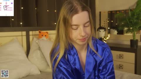 Violet online show from 01.06.25