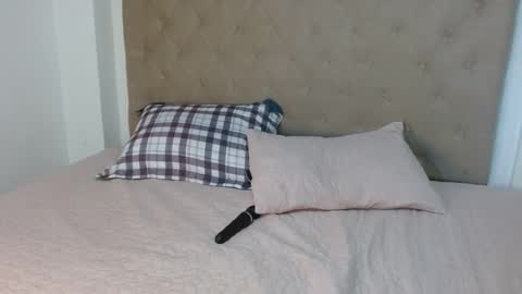 MAYA online show from 10.08.25