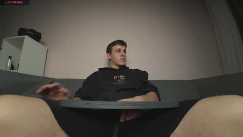 Snapshot of maygly chatting on 12.09.24 Slava and Alextatto online show from 12.09.24