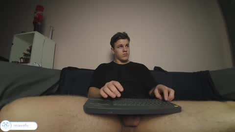 Snapshot of maygly chatting on 01.29.25 Slava and Alextatto online show from 01.29.25