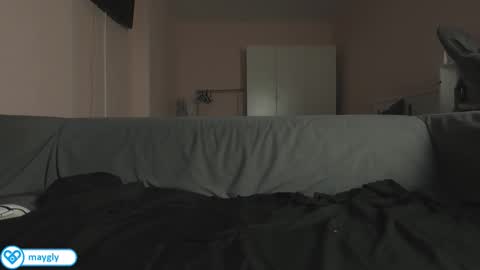 Snapshot of maygly chatting on 11.05.25 Slava and Alextatto online show from 11.05.25