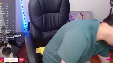 Snapshot of maylyy_kan chatting on 06.19.26 Mayle kan online show from 06.19.26