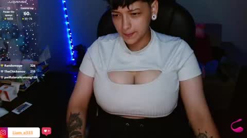 Snapshot of maylyy_kan chatting on 07.19.26 Mayle kan online show from 07.19.26