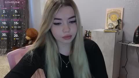 may online show from 03.04.25