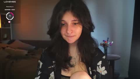 Snapshot of maymary_ chatting on 09.30.25 Mary . online show from 09.30.25