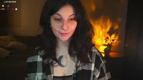 Snapshot of maymary_ chatting on 10.28.25 Mary . online show from 10.28.25