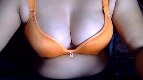 Mayra online show from 09.29.25