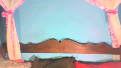 Snapshot of mayrah5 chatting on 02.02.25 mayrah online show from 02.02.25