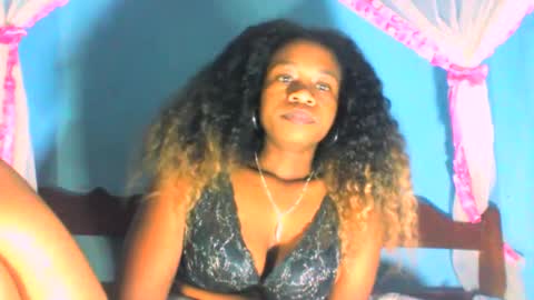 Snapshot of mayrah5 chatting on 02.03.25 mayrah online show from 02.03.25