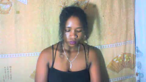 Snapshot of mayrah5 chatting on 03.01.25 mayrah online show from 03.01.25