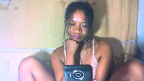 Snapshot of mayrah5 chatting on 03.07.25 mayrah online show from 03.07.25