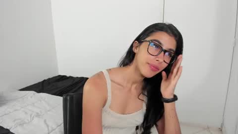 mazikeen_18 online show from 07.17.26