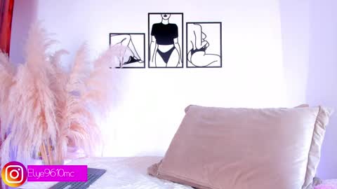 Ellie online show from 04.14.26