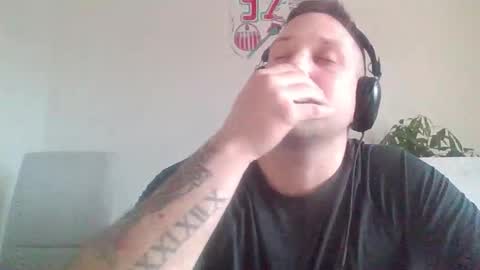 Snapshot of mcfly7777 chatting on 02.08.26 McFly online show from 02.08.26