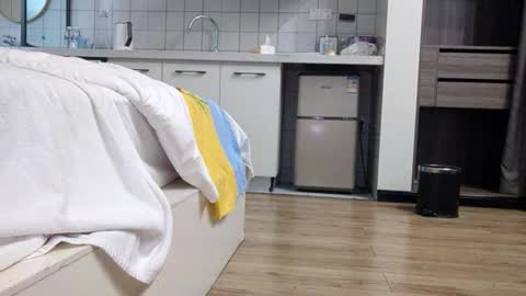 Fuyu online show from 02.04.26