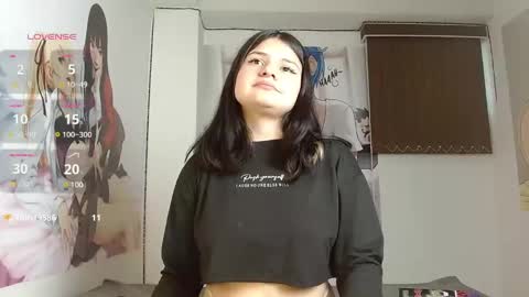 Snapshot of mckennahot303av chatting on 01.18.25 mackenna av online show from 01.18.25