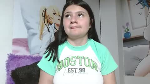 Snapshot of mckennahot303av chatting on 02.15.25 mackenna av online show from 02.15.25