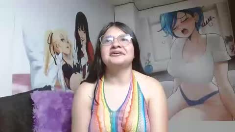 Snapshot of mckennahot303av chatting on 02.25.25 mackenna av online show from 02.25.25