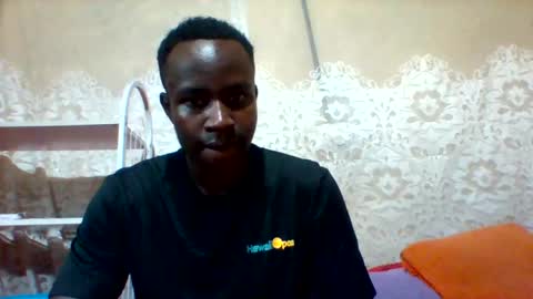 Snapshot of mclntz_bbc chatting on 02.10.25 mclntz_bbc online show from 02.10.25