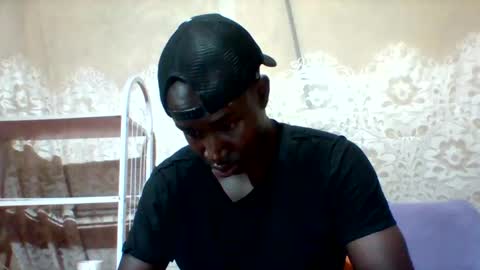 Snapshot of mclntz_bbc chatting on 02.16.25 mclntz_bbc online show from 02.16.25