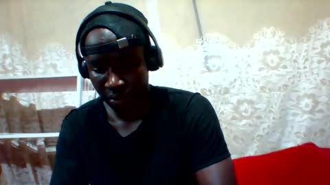 Snapshot of mclntz_bbc chatting on 02.22.25 mclntz_bbc online show from 02.22.25