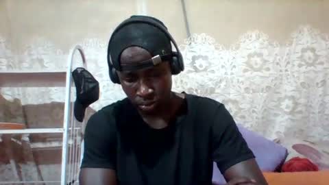 Snapshot of mclntz_bbc chatting on 02.24.25 mclntz_bbc online show from 02.24.25