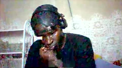 Snapshot of mclntz_bbc chatting on 03.08.25 mclntz_bbc online show from 03.08.25