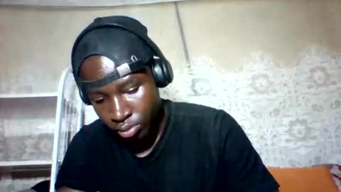 Snapshot of mclntz_bbc chatting on 03.12.25 mclntz_bbc online show from 03.12.25