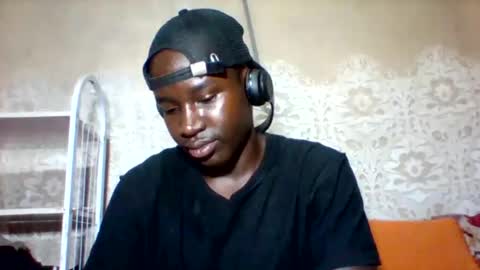 Snapshot of mclntz_bbc chatting on 03.12.25 mclntz_bbc online show from 03.12.25